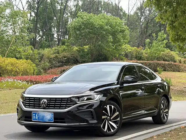 Volkswagen Passat 2025 Outstanding 330TSI Starlight Elite Edition