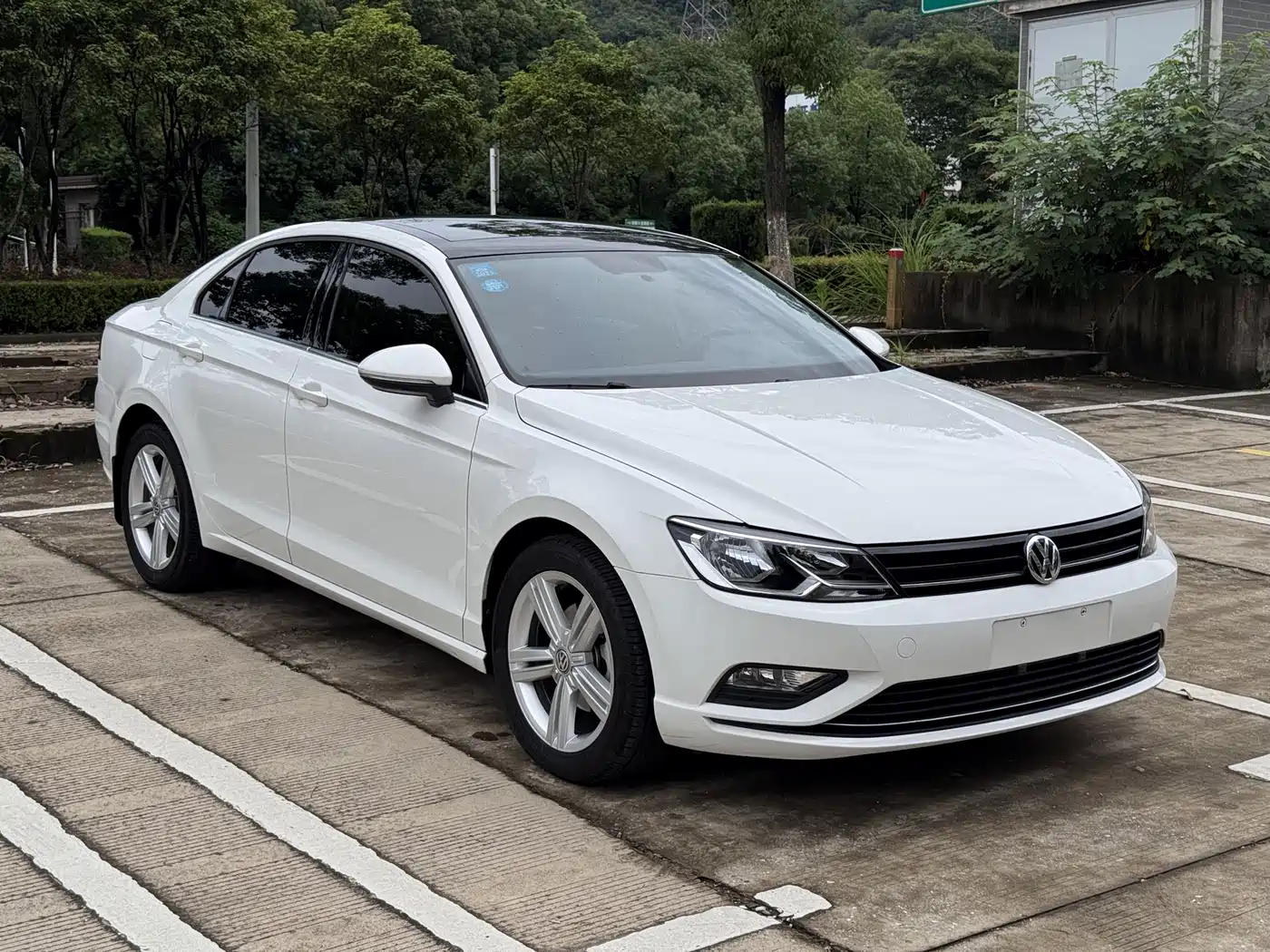 Volkswagen Lamando 2018 280TSI DSG Comfort Edition фото 3