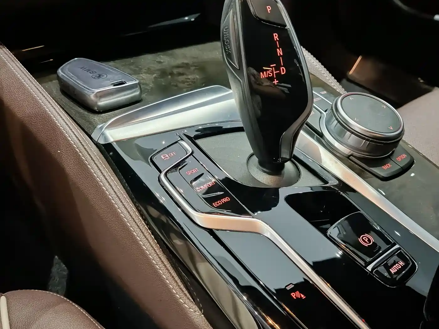 BMW 5 Series 2022 525Li M Sport Package фото 7
