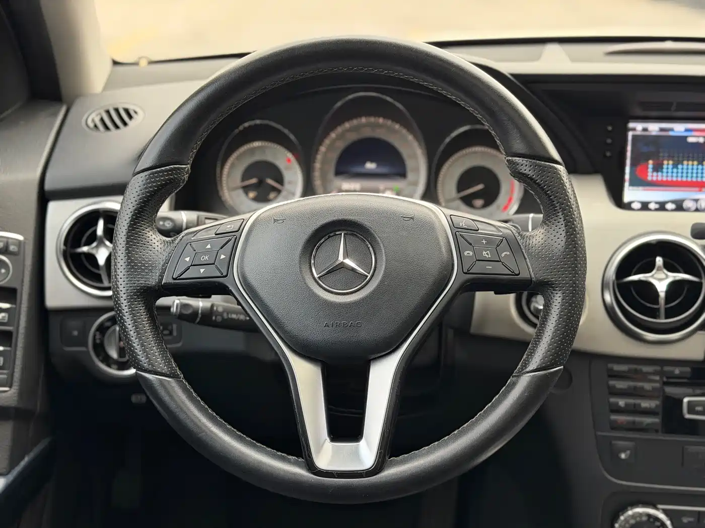 Mercedes-Benz GLK-Class 2013 GLK 300 4MATIC Dynamic Sunroof фото 15