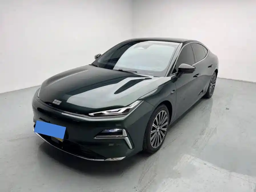 Geely Galaxy Galaxy Xingyao 8 2025 2025 Model 130km EM-i Flagship Edition