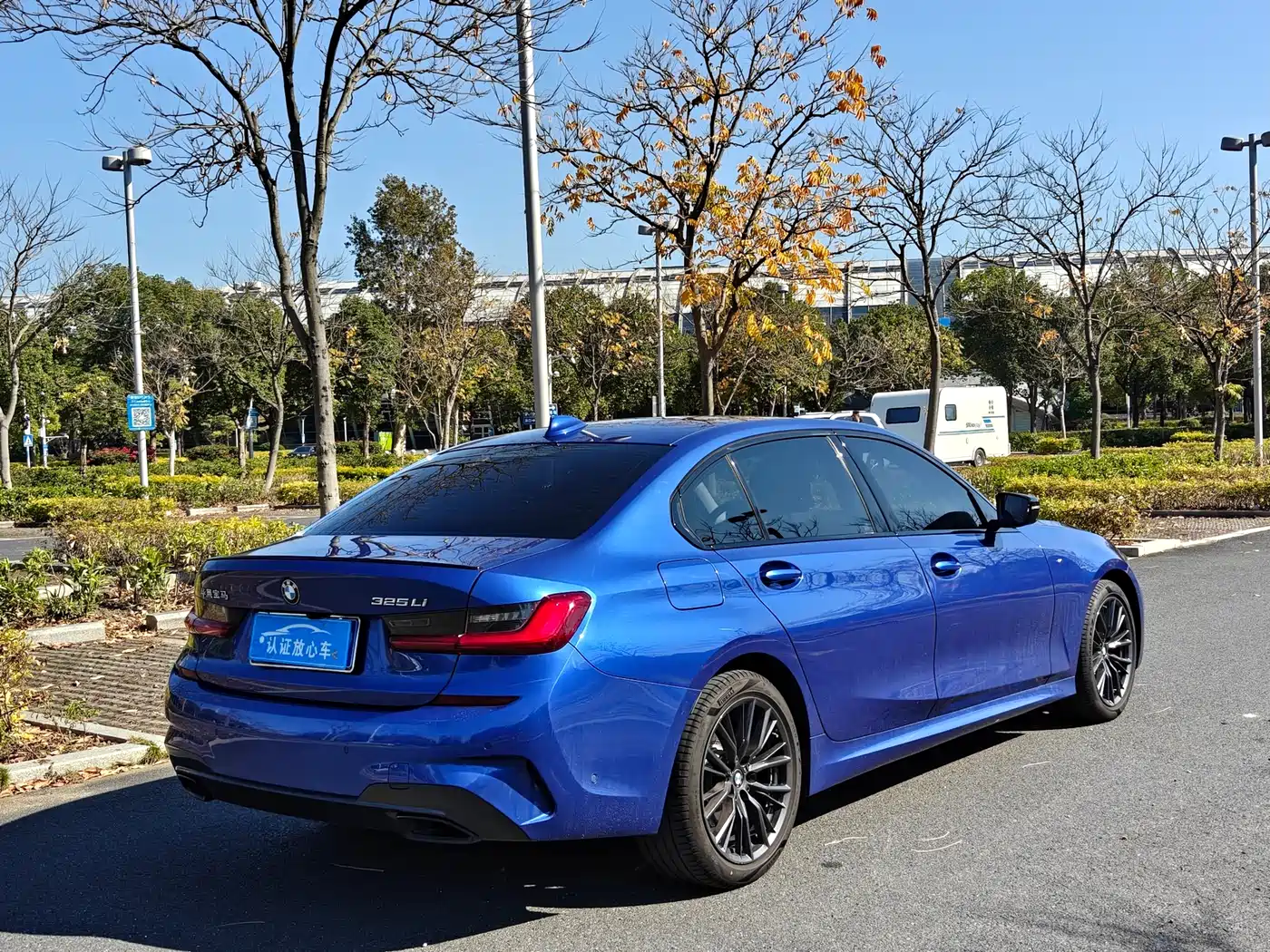 BMW 3 Series 2021 325Li M Sport Night Edition фото 7