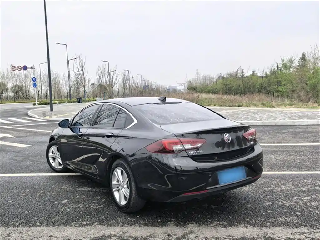 Buick Regal 2019 20T Elite China VI фото 5