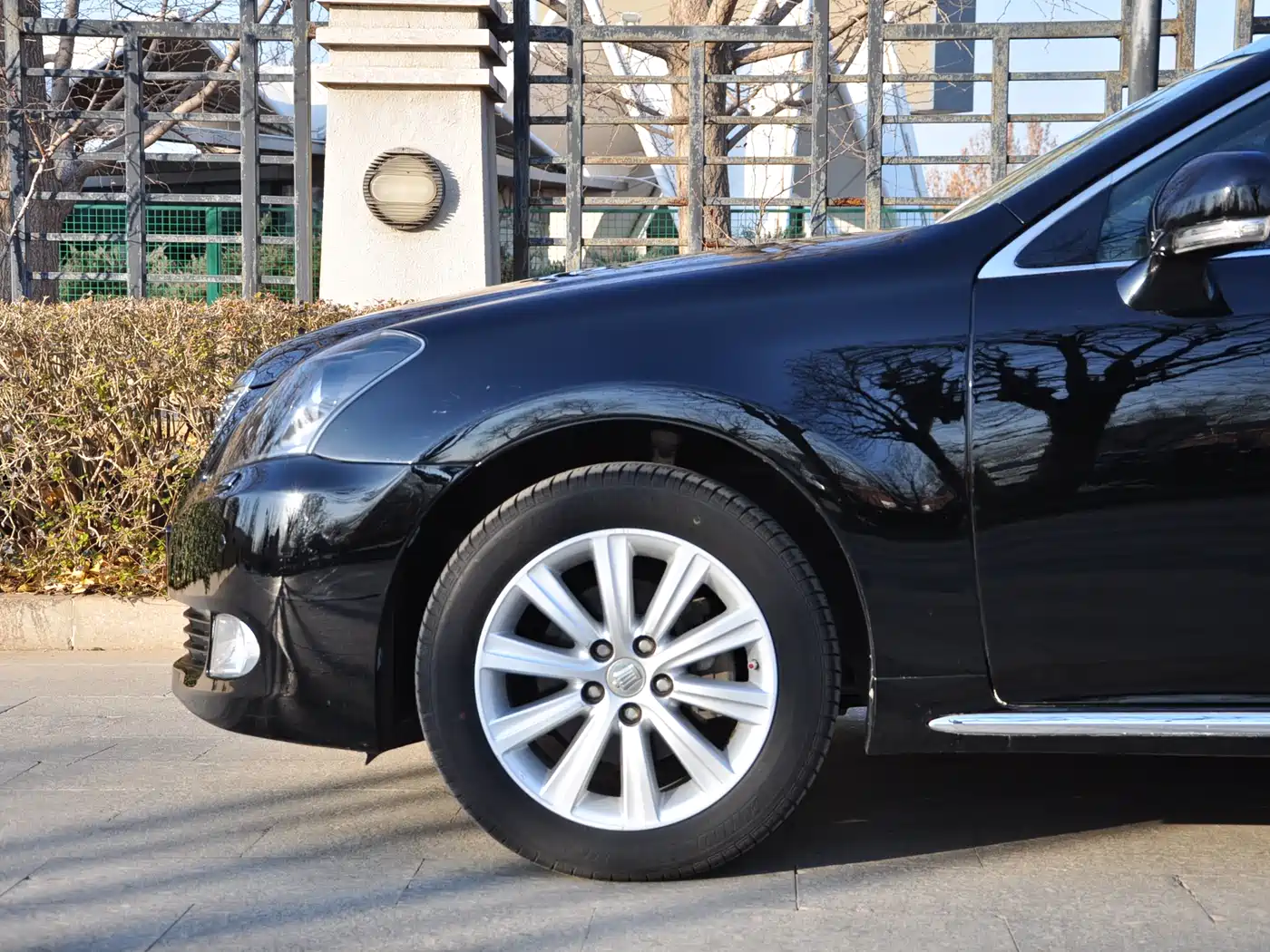 Toyota Crown 2011 2.5L Royal Leather Sunroof Special Edition фото 4