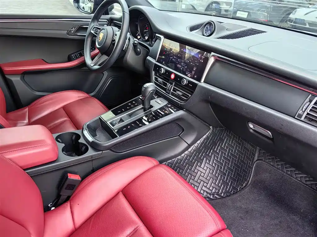 Porsche Macan 2024 Macan 2.0T фото 12