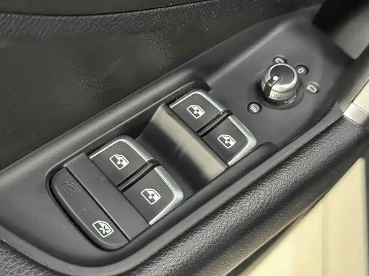 Audi Q2L 2020 35 TFSI Progressive Dynamic Model фото 7