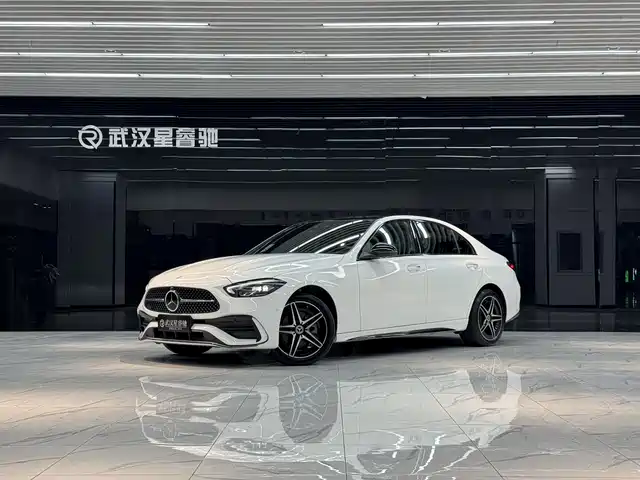 Mercedes-Benz C-Class 2026 C 260 L Night Edition Sport — фото 1