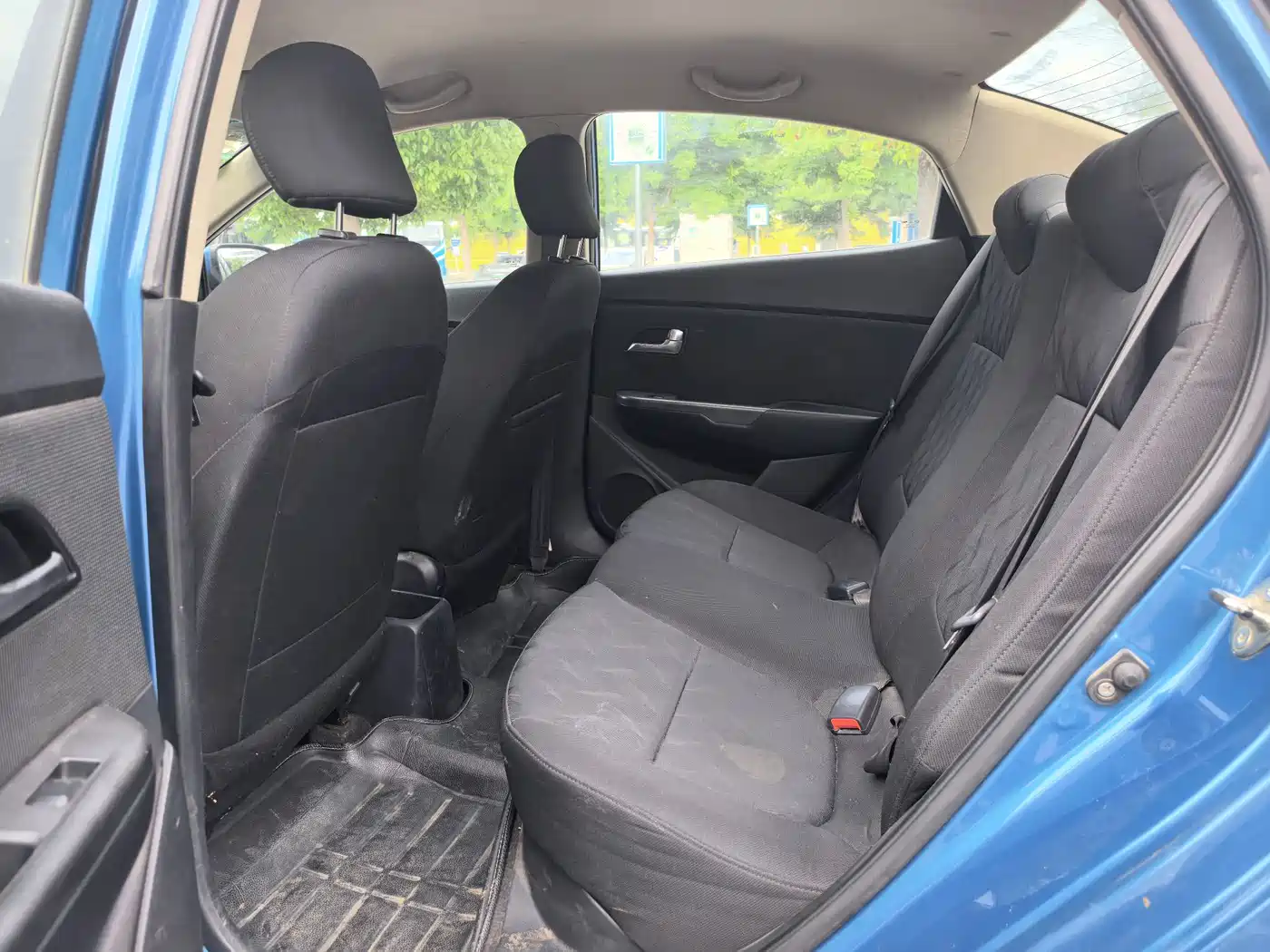 Kia K2 2015 Sedan 1.4L MT GLS фото 12