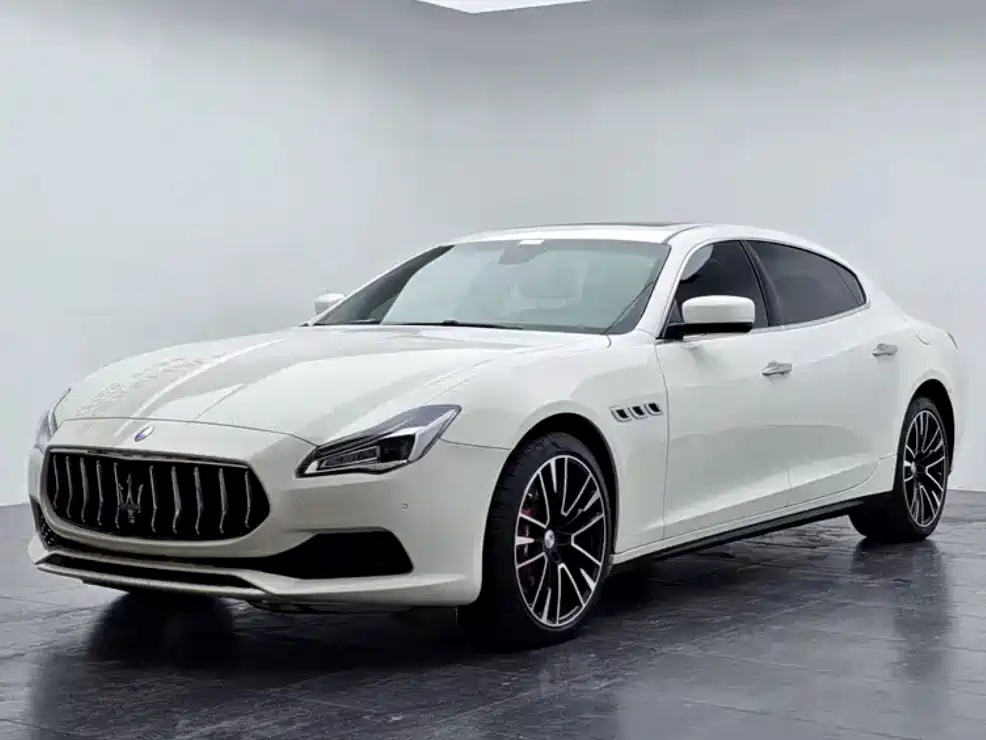 Maserati Quattroporte 2015 — пригон из Китая
