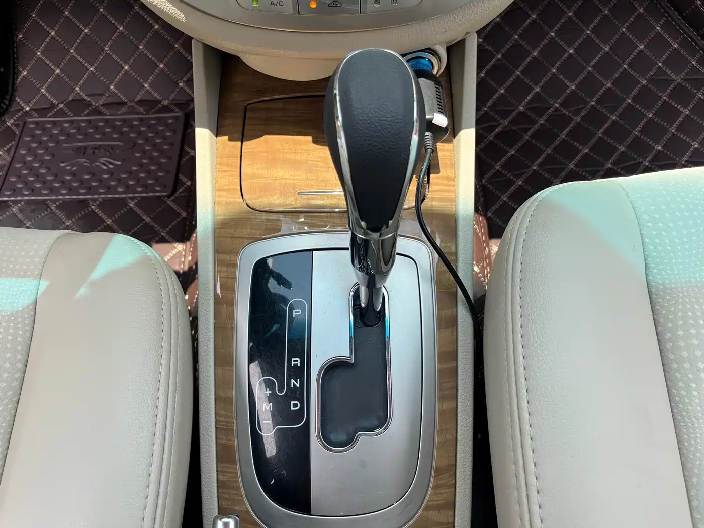 Buick Excelle 2015 1.5L Automatic Classic фото 13