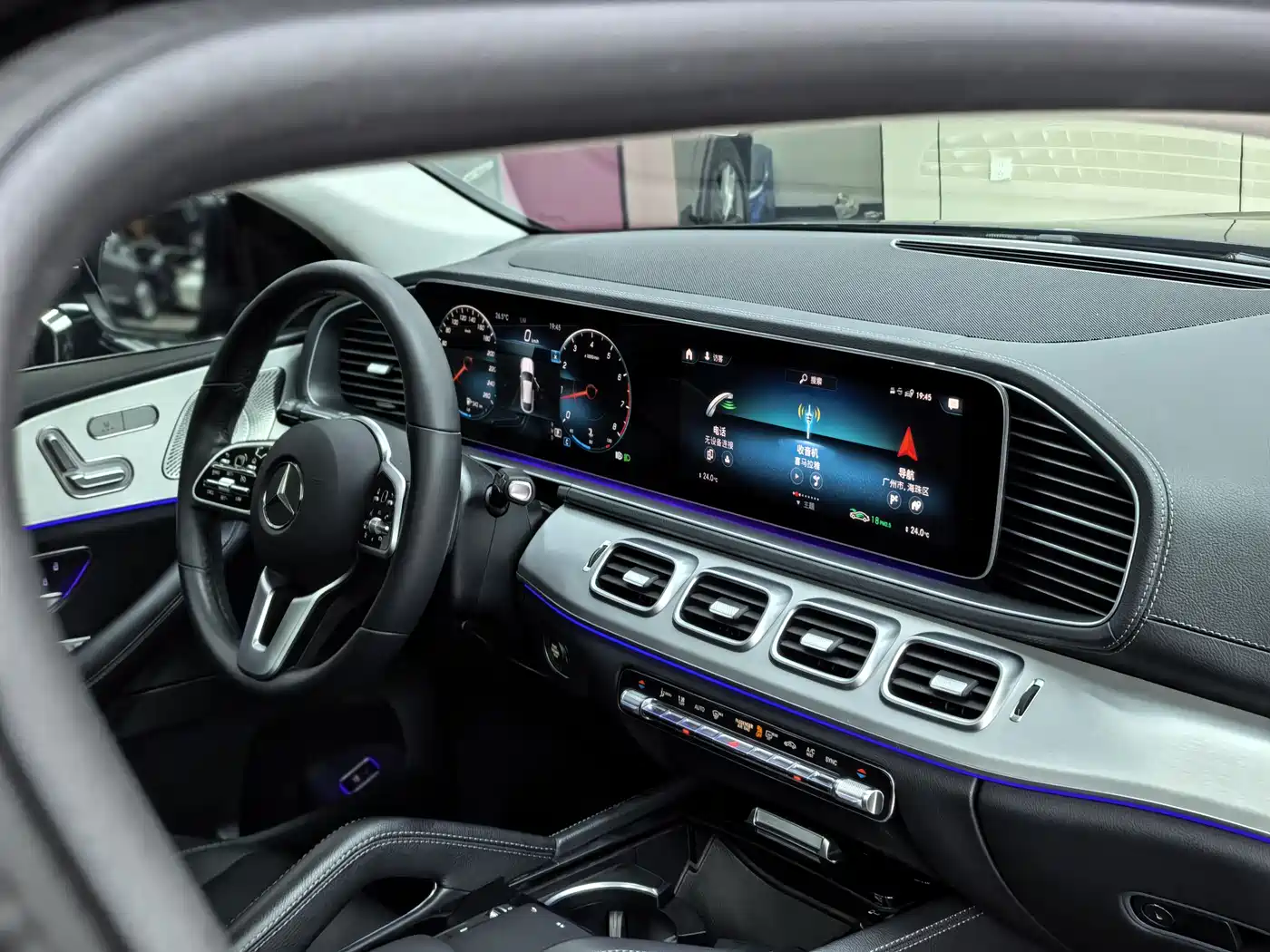 Mercedes-Benz GLE Coupe 2020 GLE 350 4MATIC Coupe SUV Fashion фото 24