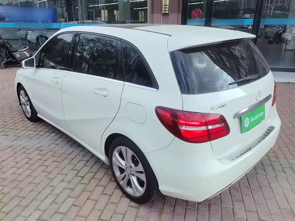 Mercedes-Benz B-Class 2015 B 200 Style фото 5