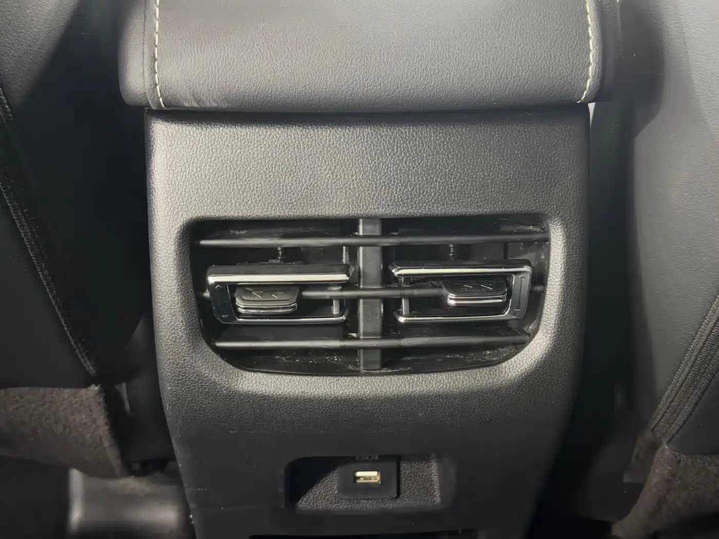 Haval M6 2023 PLUS 1.5T DCT Luxury Smart Connect фото 12