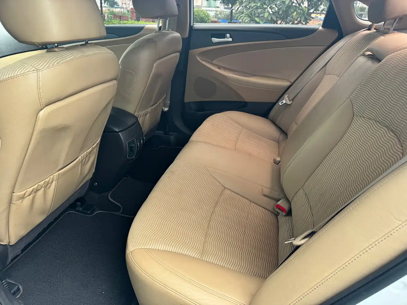 Hyundai Sonata 2013 2013 2.0L Automatic Fashion Edition