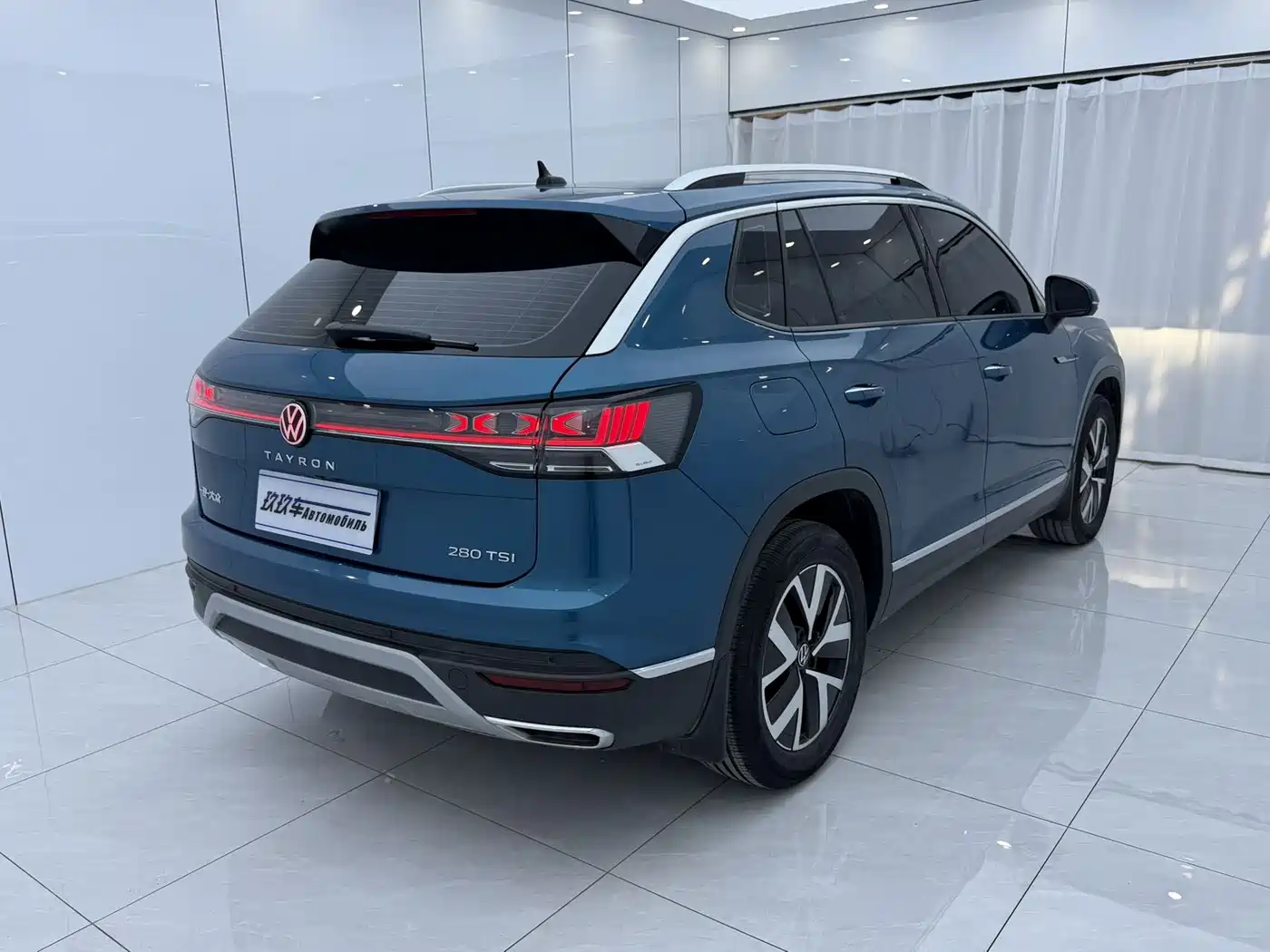 Volkswagen Tayron 2023 280TSI 2WD Luxury Plus Advanced Edition фото 4