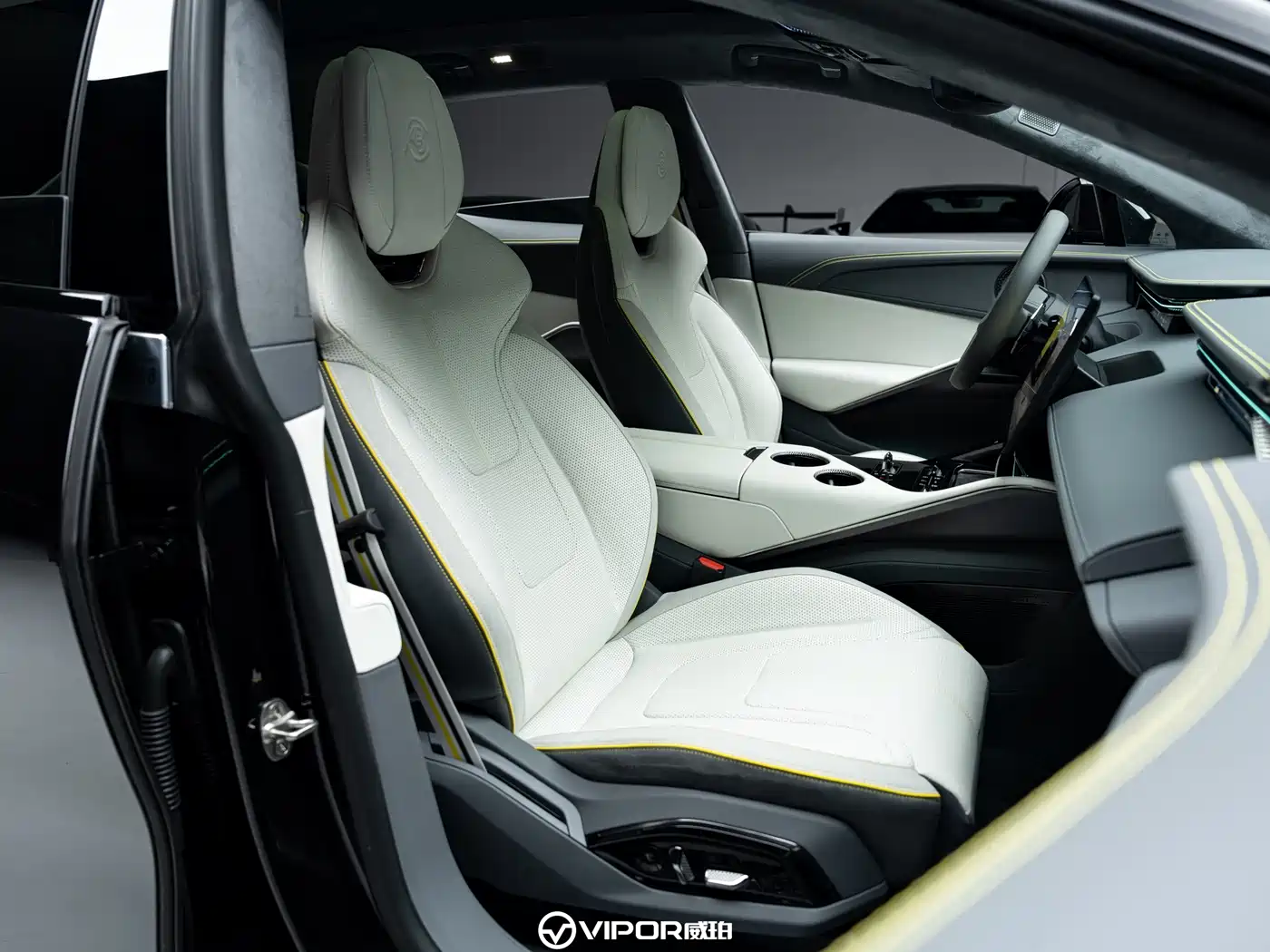 Lotus Lotus FOR ME 2026 2026 Base Model 5-Seater