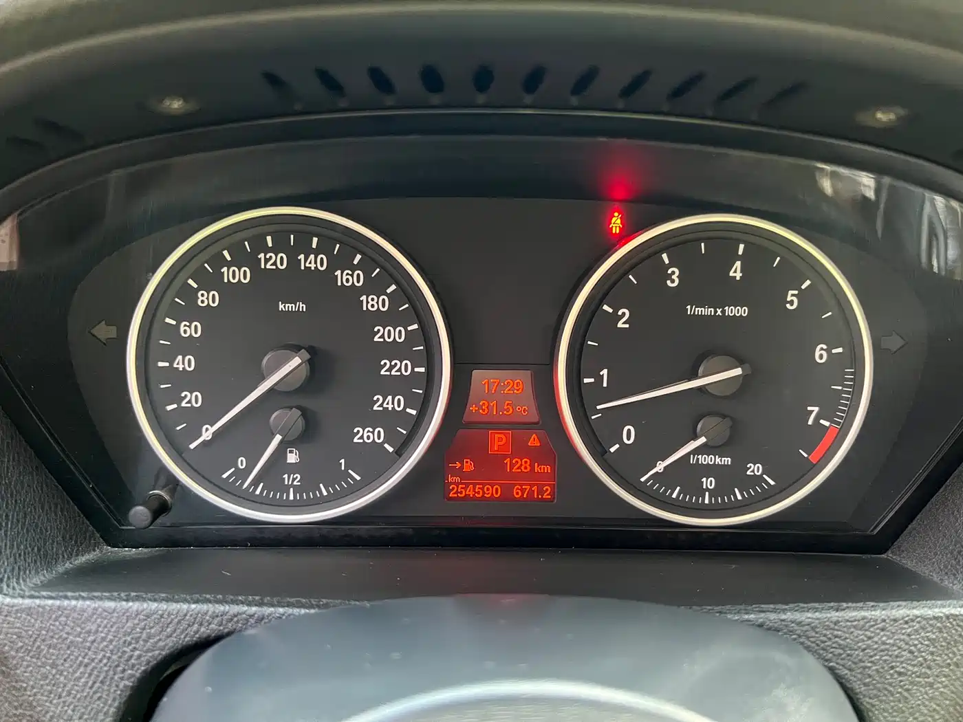 BMW X5 (Import) 2011 xDrive35i Leading Edition фото 10