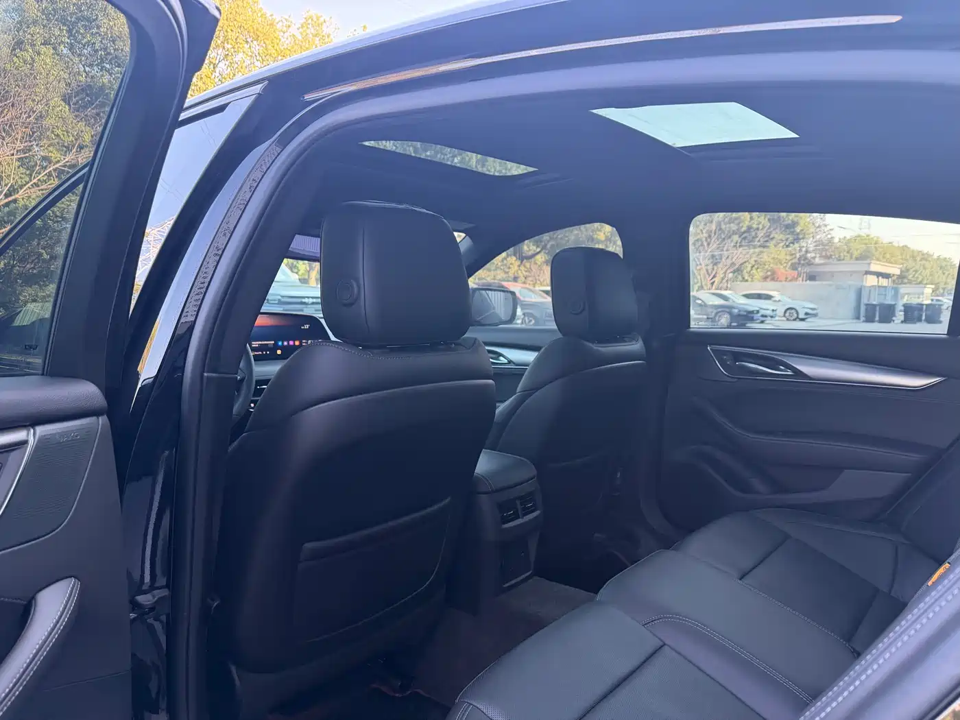 Cadillac CT5 2024 28T Luxury Model фото 17