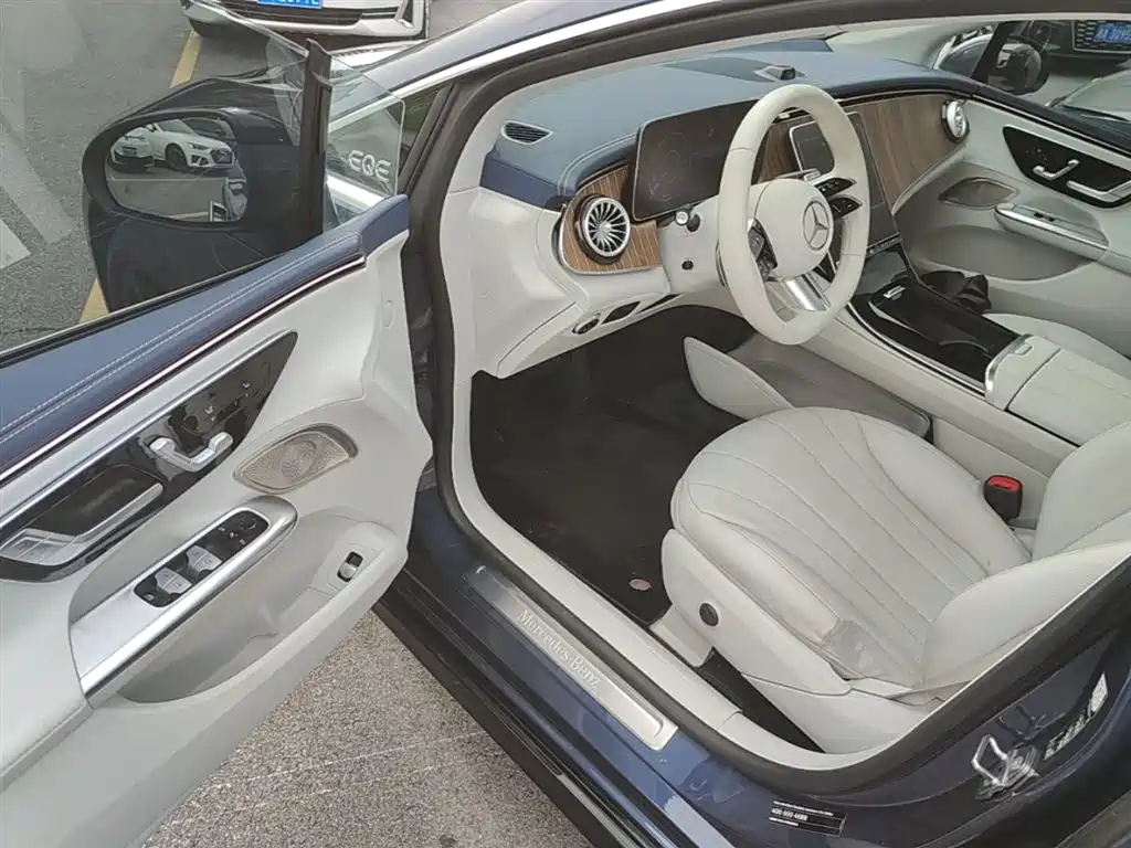 Mercedes-Benz EQE 2022 350 Pioneer Edition фото 16