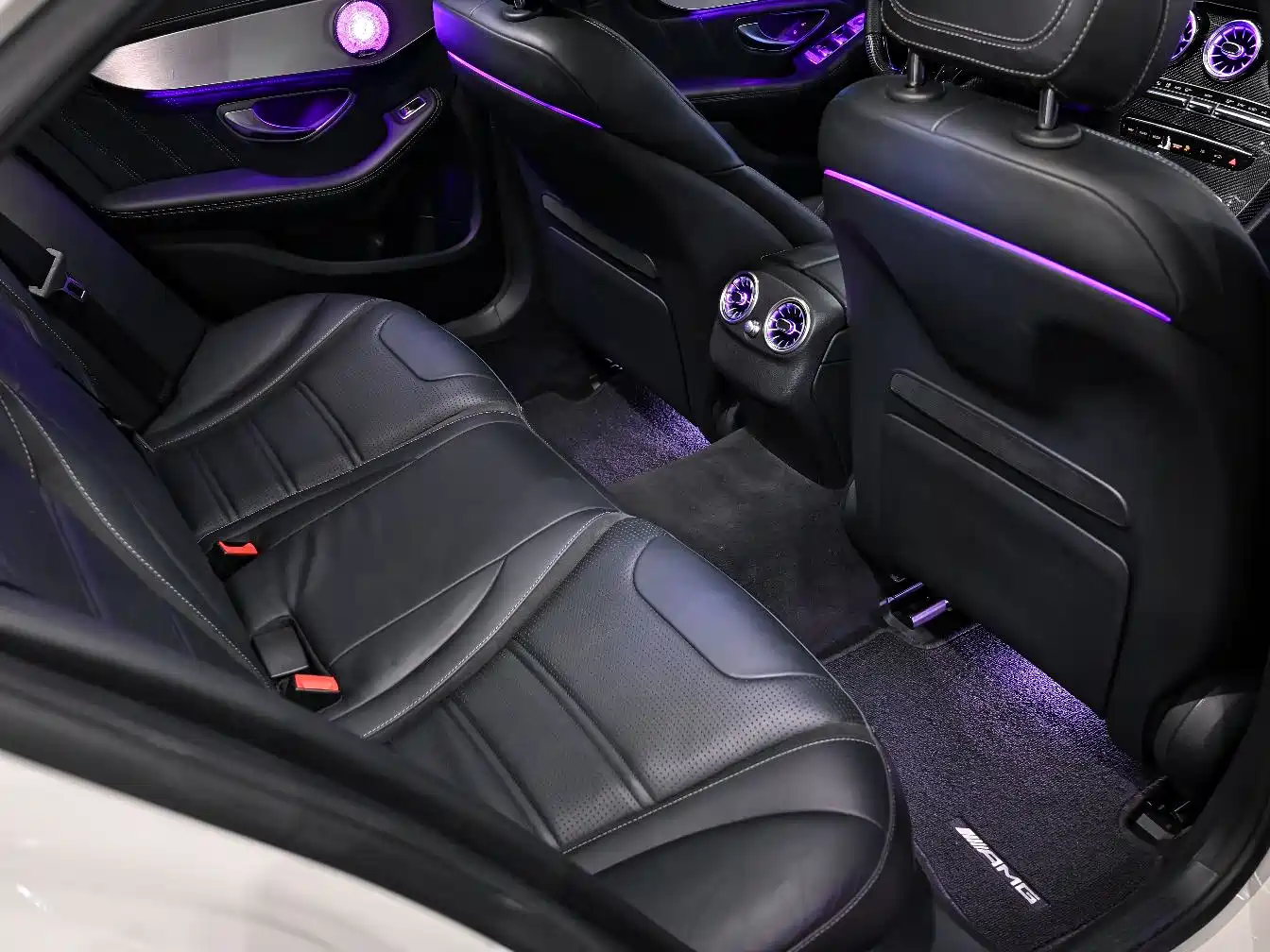 Mercedes-Benz C-Class AMG 2019 AMG C 63 фото 9