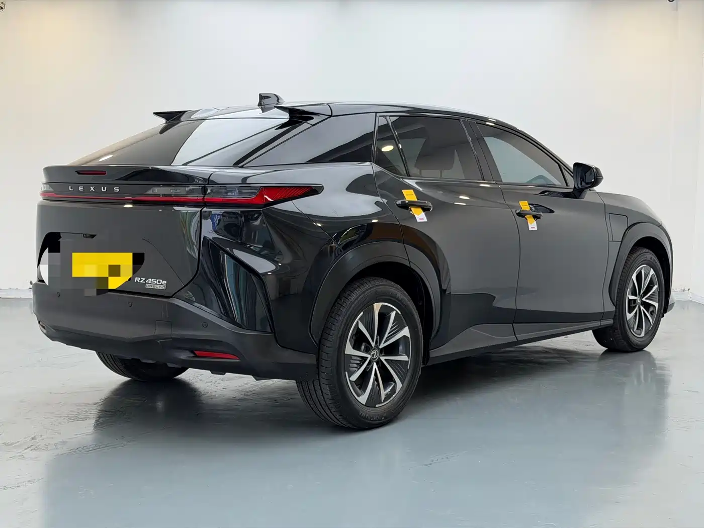 Lexus RZ 2023 2023 450e 4WD Deluxe