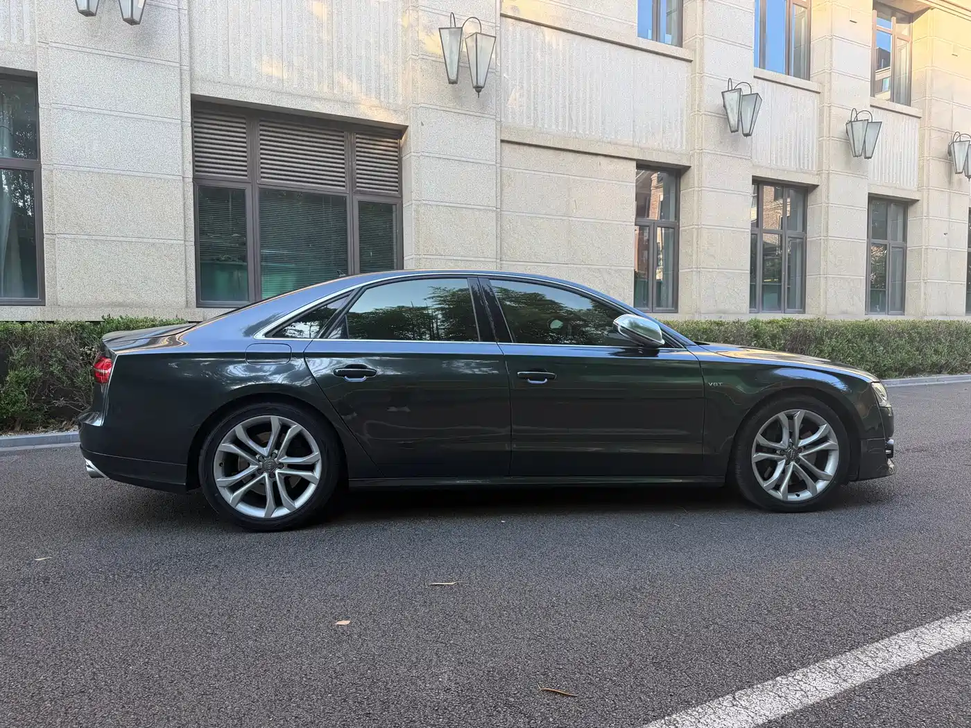 Audi S8 2013 S8 4.0TFSI quattro фото 11