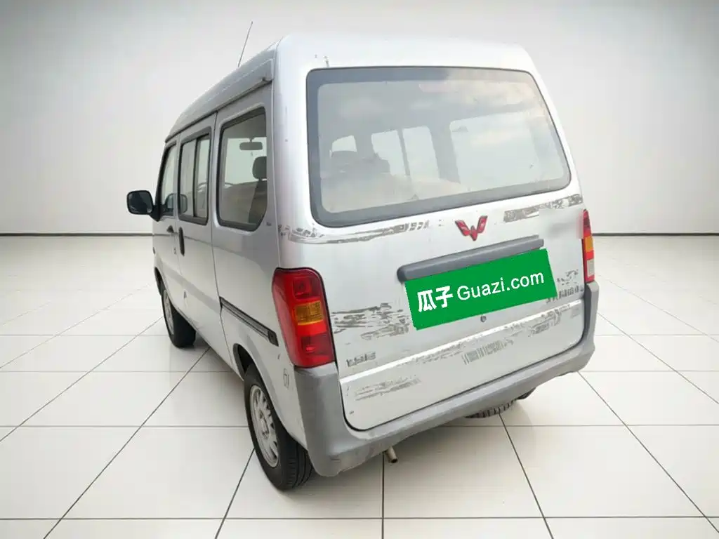 Wuling Motors Wuling Zhiguang 2019 2015 1.2L S Utility LSI