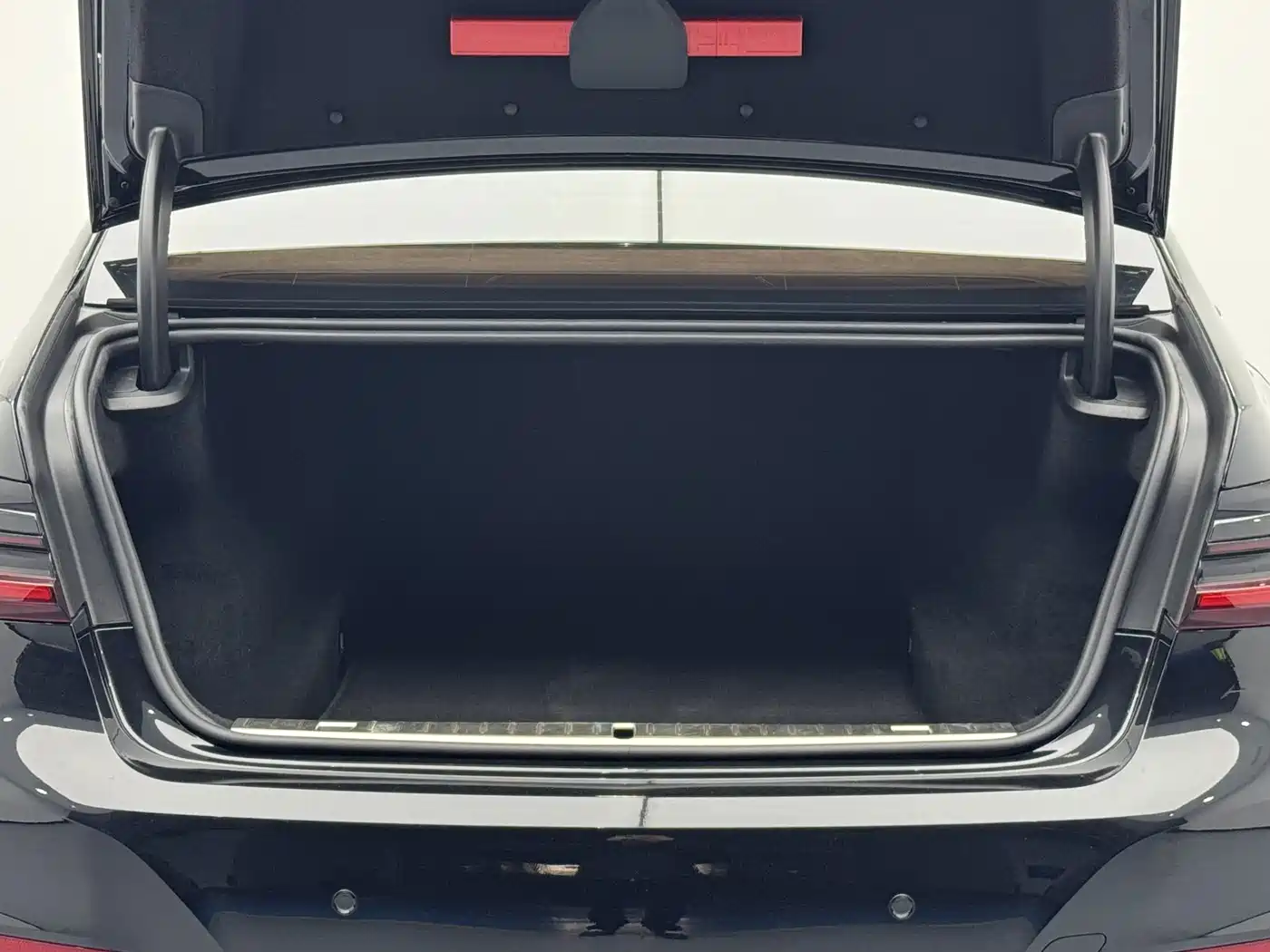 BMW 7 Series 2021 2019 Facelift 750Li xDrive V8 Luxury Package