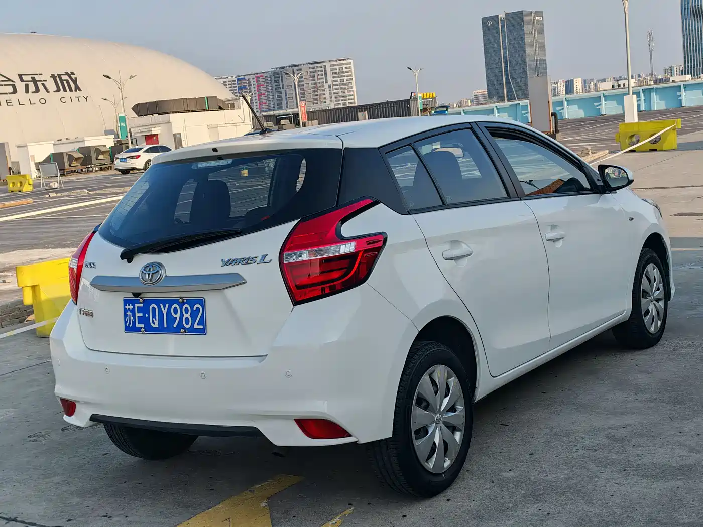 Toyota YARiS L Zhi Xuan 2020 1.5L CVT Leading Edition фото 4