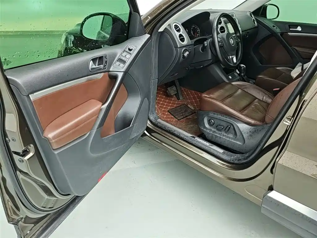 Volkswagen Tiguan 2016 Model 300TSI Automatic 4WD Luxury Edition фото 16