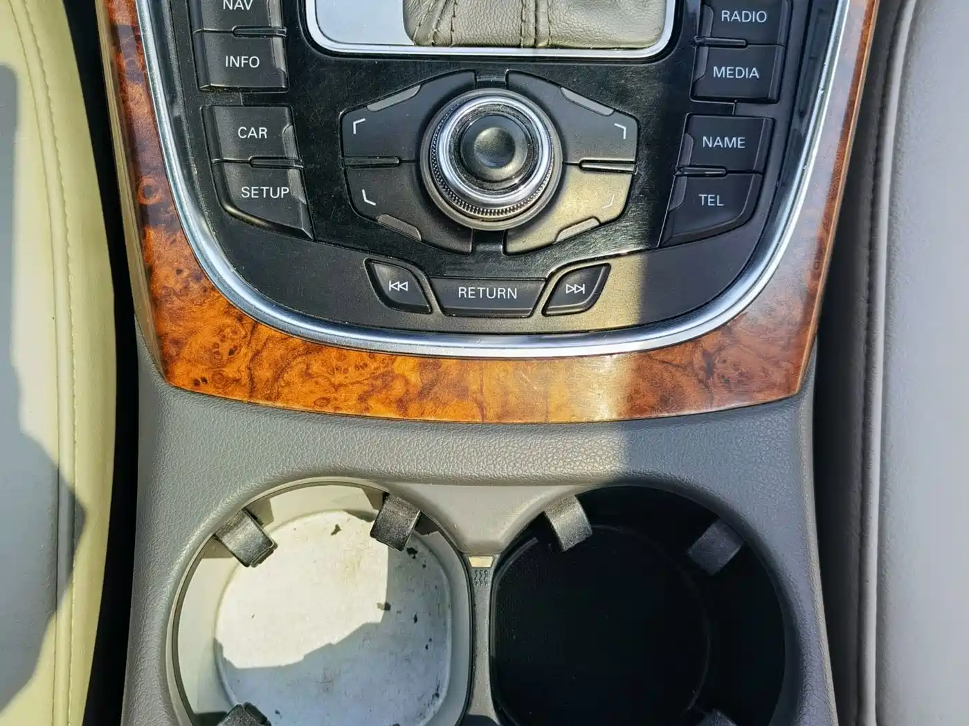 Photo 16 - Audi Q5