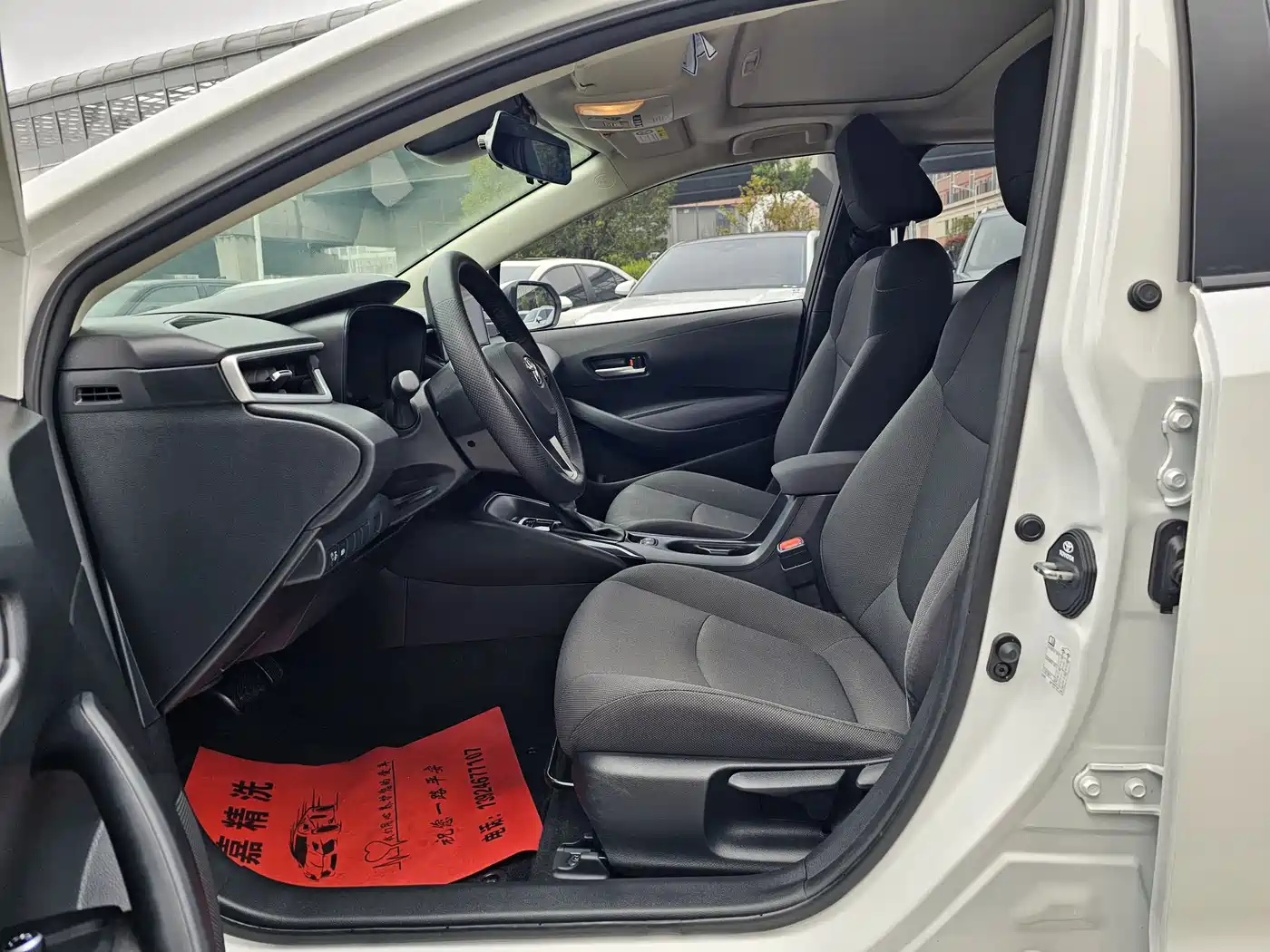 Toyota Corolla 2021 TNGA 1.5L CVT Elite Edition фото 4