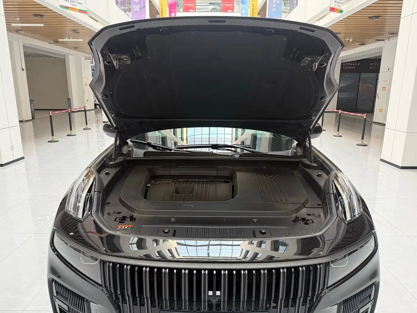 Lynk & Co 09 EM-P 2021 2.0T PHEV Halo 6-seater фото 17
