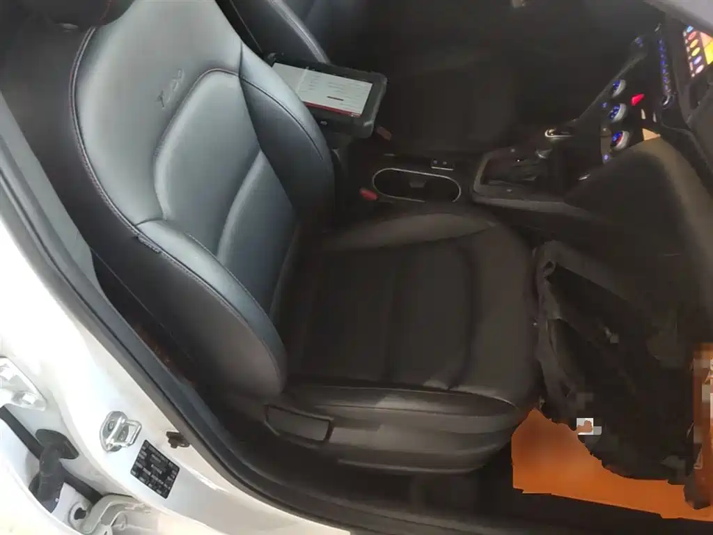 Hyundai Elantra 2019 1.4T Dual-clutch XuanDong·Vitality Type фото 25