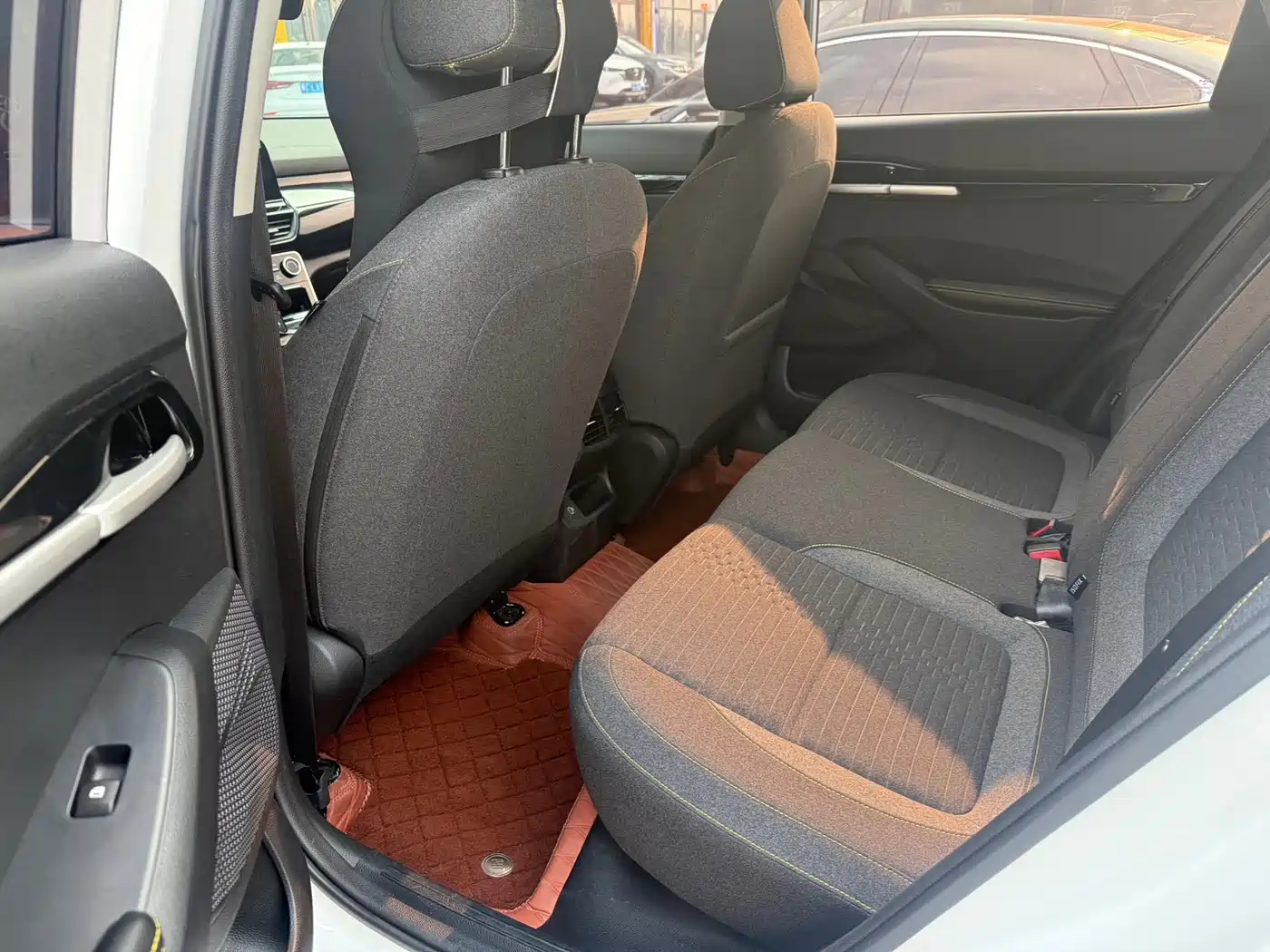 Kia Seltos 2023 1.5L CVT Comfort Edition фото 8