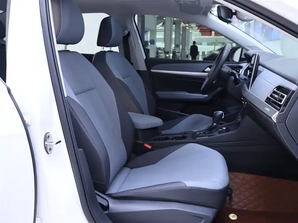 Volkswagen Lavida 2024 Model 1.5L Automatic 5 Million Edition фото 20