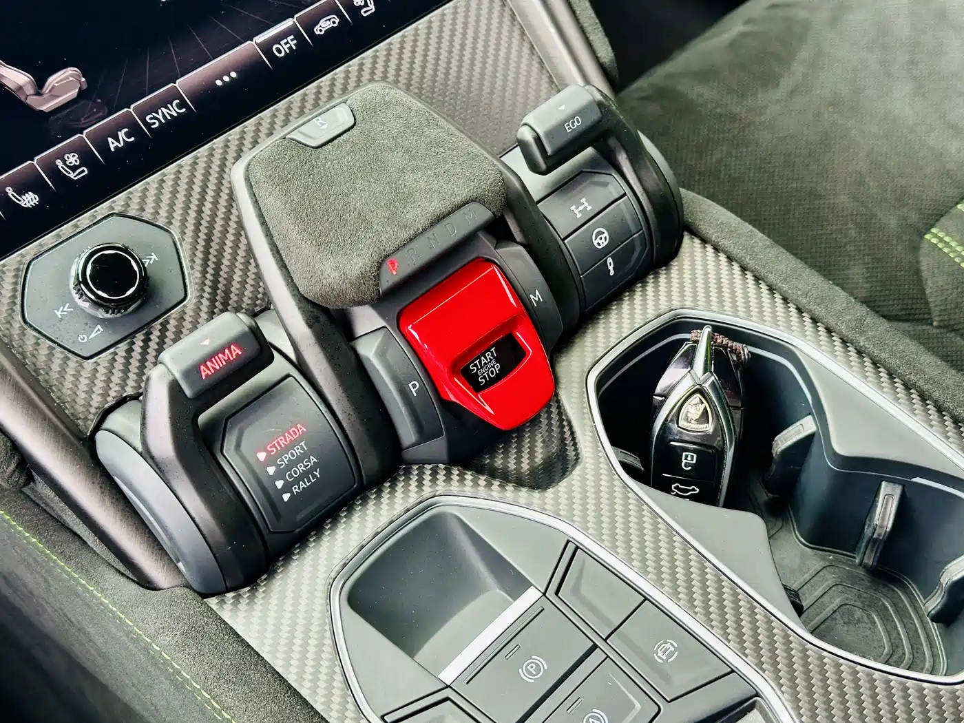 Lamborghini Urus 2022 4.0T V8 Performante фото 8
