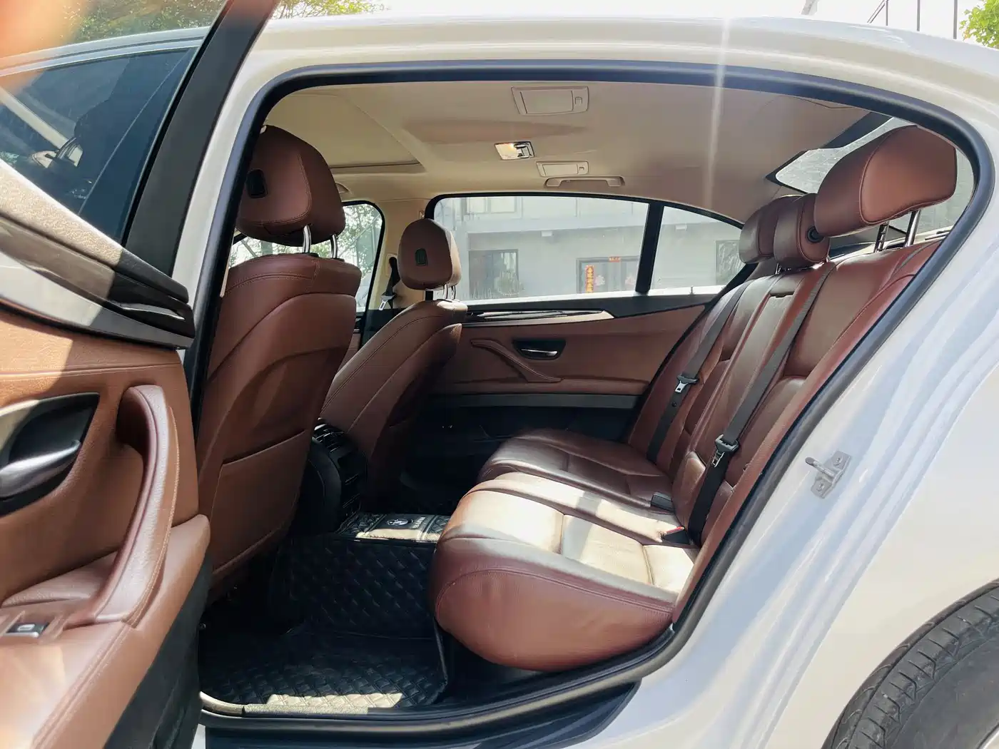 BMW 5 Series 2014 520Li Elegance фото 7