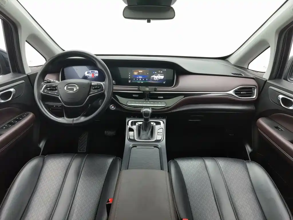GAC Trumpchi M6, миниатюра 5