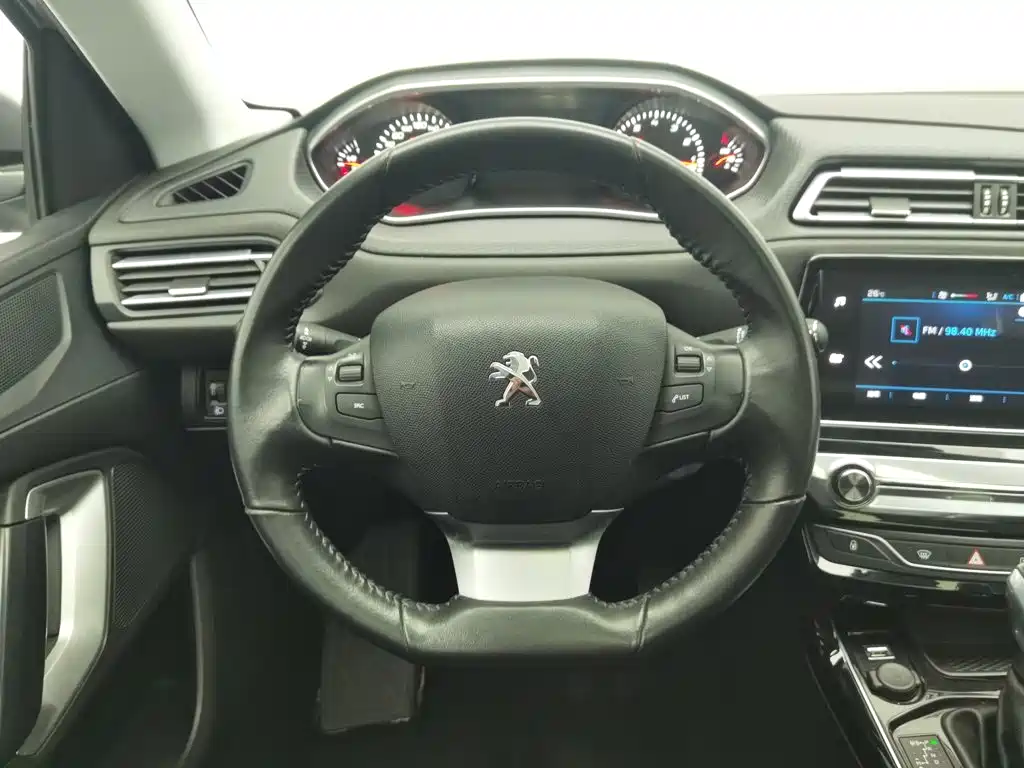 Peugeot 308 2018 2018 1.6L Auto Luxury Edition