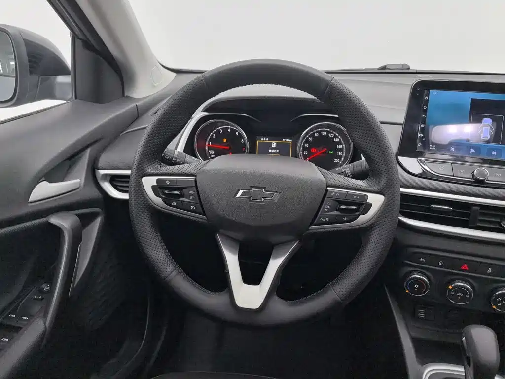 Chevrolet Trax 2021 2019 Redline 335T CVT Extreme Edition (China VI)