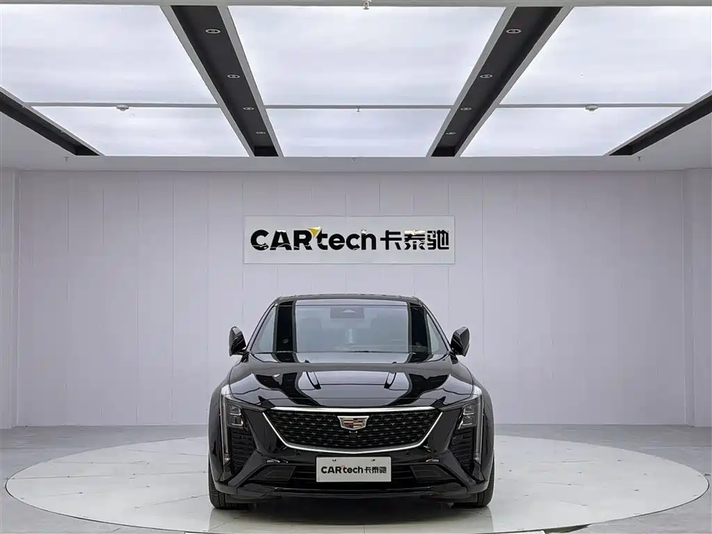 Cadillac CT5 2024 28T Luxury Model Pro фото 2