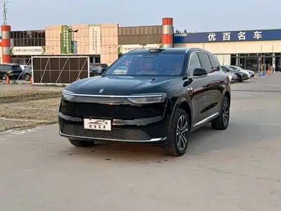 AITO M7