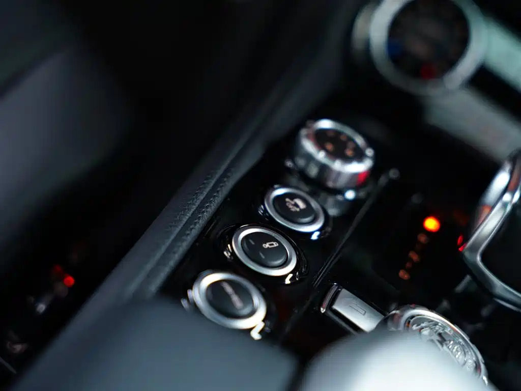 Mercedes-Benz CLS AMG 2015 AMG CLS 63 4MATIC фото 48