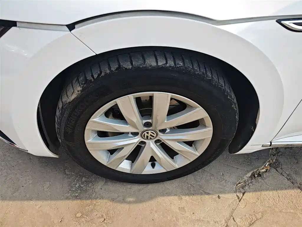 Volkswagen FAW-Volkswagen CC 2019 330TSI Luxury Appearance (China V) фото 23