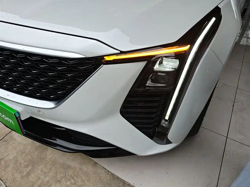 Cadillac CT5 2024 28T Luxury Model Pro фото 24