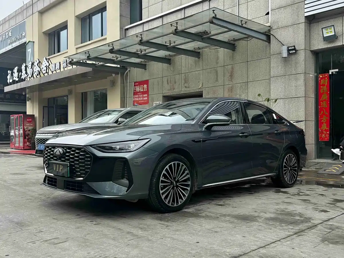 CHERY FENGYUN A8L