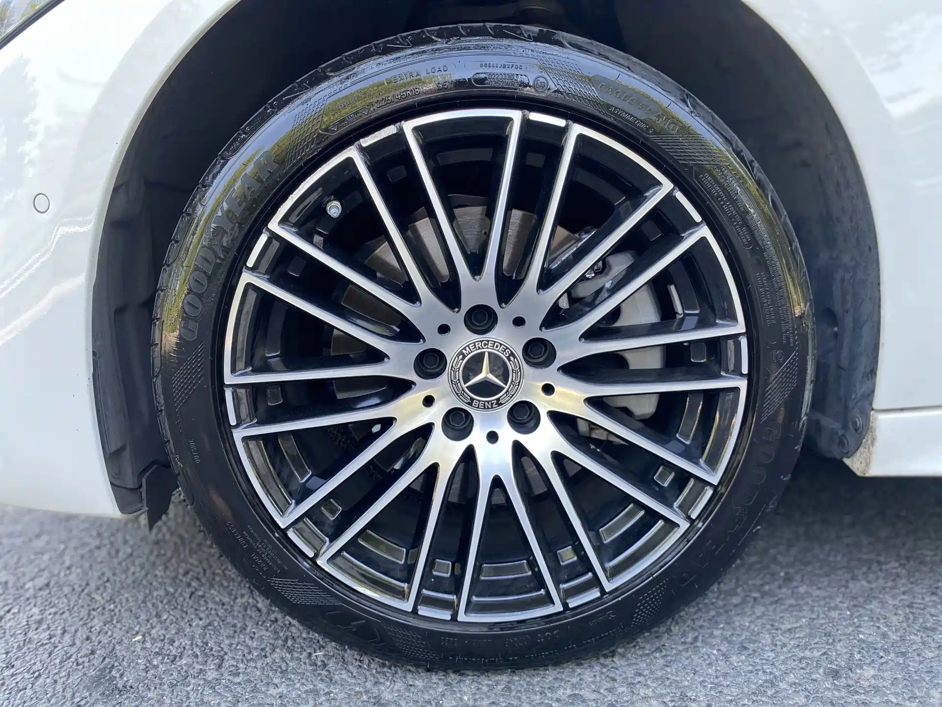 Фото 20 - Mercedes-Benz C-Class