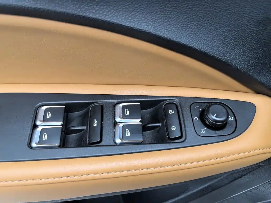 Geely Vision S1 2018 2018 1.4T CVT Sharp Enjoy