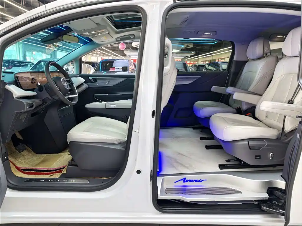 Buick GL8 2025 Model Landglory Smart Edition фото 13